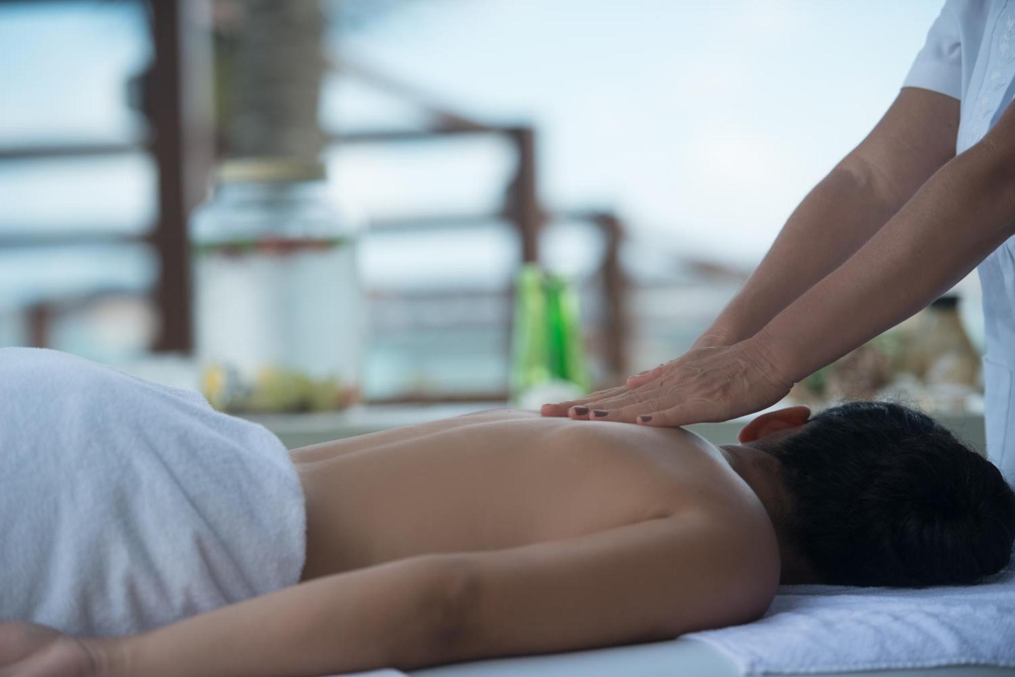 Отель Wish Натал Экстерьер фото Massage